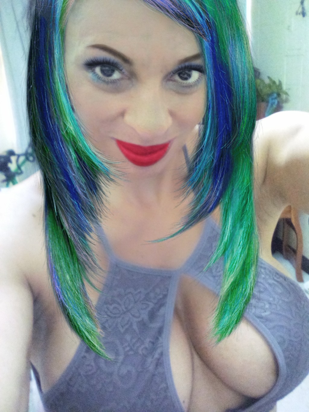 If 18 year old girls interest you, check the Link: “She accidentally hit her testicles,” is  phrase in this article: This Is Why VSCO Girls Keep Saying “Sksksksk”